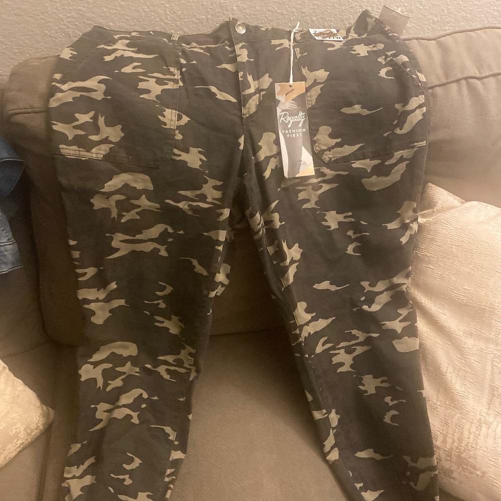 camouflage skinny jeans